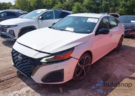 2023 Nissan Altima Sr Fwd from USA, damaged, VIN 1N4BL4CV1PN346334